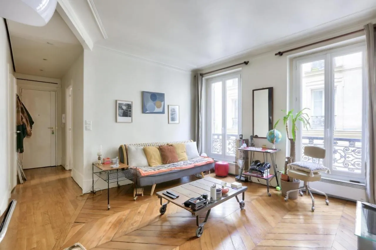 Beautiful Apartment Very Close To The Arc De Triomphe Paris